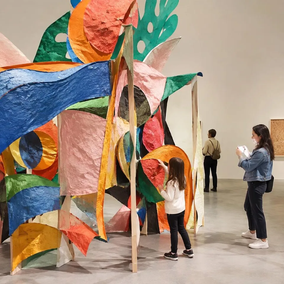 Interactive paper pavilion