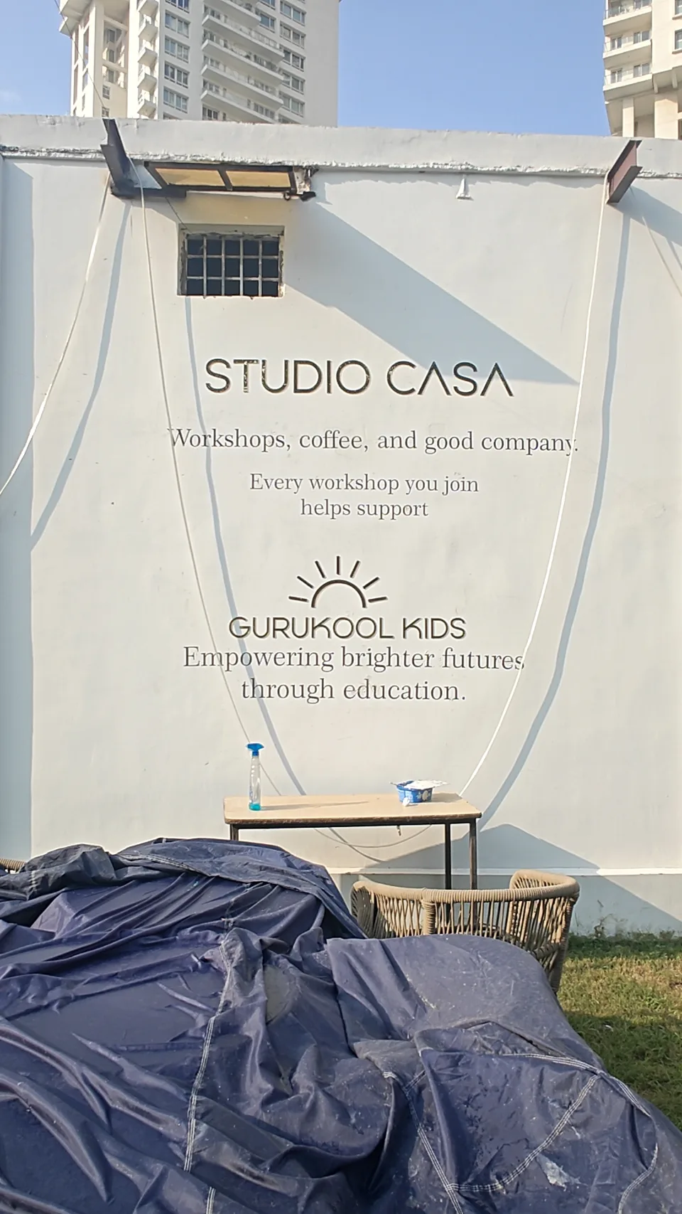 Vinyl exhibition lettering printed by Messketeers